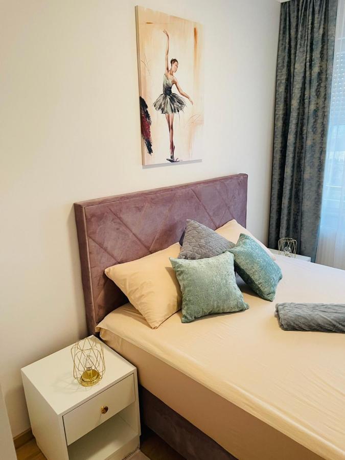 Stan Na Dan "Apartman Purple" Lejlighed Banja Luka Eksteriør billede