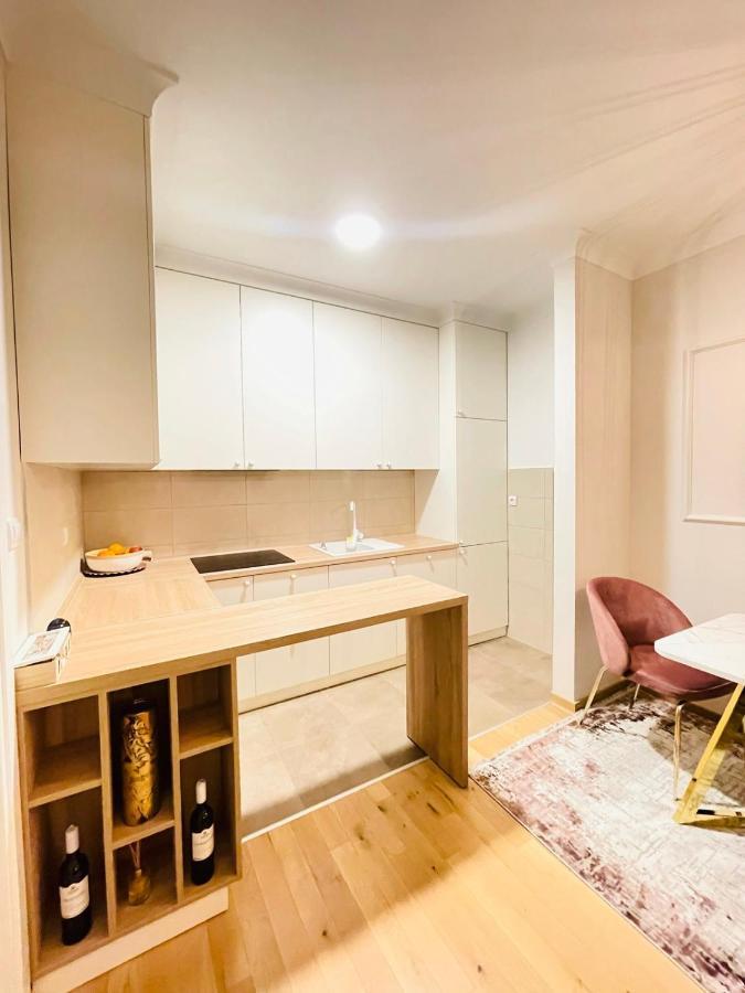 Stan Na Dan "Apartman Purple" Lejlighed Banja Luka Eksteriør billede